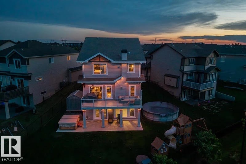 3332 CUTLER CR SW, Edmonton, Alberta, T6W2N4, Edmonton, Alberta — photo 1 of 5