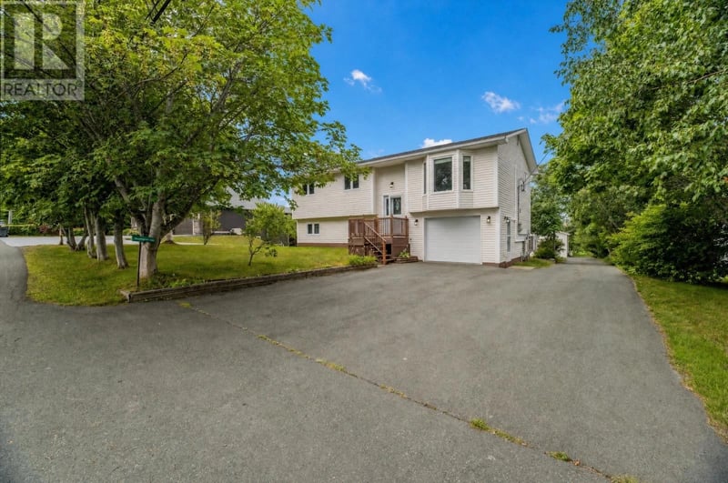 24 Middle Ridge Road, Conception Bay South, Newfoundland & Labrador, A1X6B8, Conception Bay South, Newfoundland & Labrador — photo 1 of 5