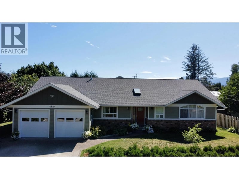 4819 PARK Avenue, Terrace, British Columbia, V8G1W3, Terrace, British Columbia — photo 1 of 5