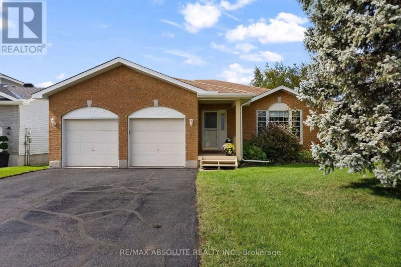 1 River Ridge Crescent, Arnprior, Ontario, K7S3W1, Arnprior, Ontario — photo 1 of 5