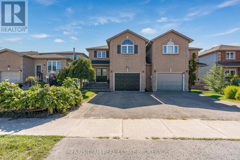 41 Willow Drive, Barrie (Holly), Ontario, L4N8T1, Barrie (Holly), Ontario — photo 1 of 5