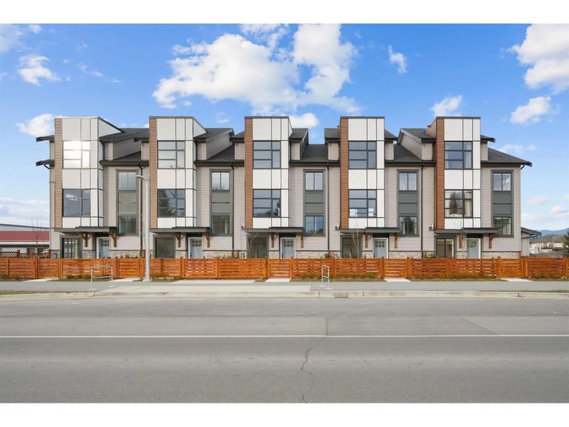#7 32929 CHERRY Avenue, Mission, British Columbia, V2V0M3, Mission, British Columbia — photo 1 of 5