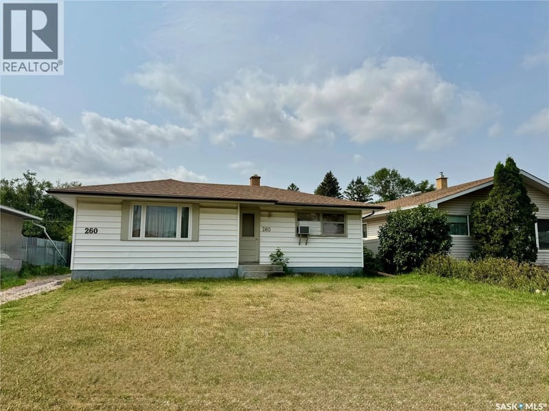 260 Angus STREET, Regina, Saskatchewan, S4R3K4, Regina, Saskatchewan — photo 1 of 5
