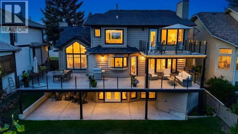 95 Woodridge Close Southwest, Calgary, Alberta, T2W5M2, Calgary, Alberta — photo 1 of 5