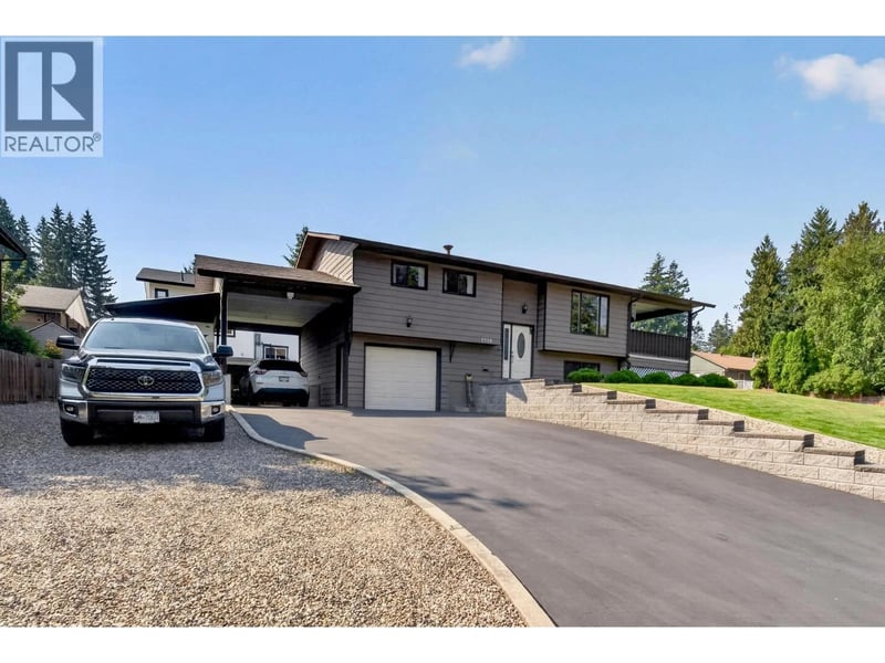 2730 5 Avenue Northeast, Salmon Arm, British Columbia, V1E2K3, Salmon Arm, British Columbia — photo 1 of 5