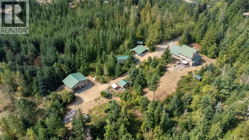 1131 Hecker Road, Merville, British Columbia, V0R2M0, Merville, British Columbia — photo 1 of 5