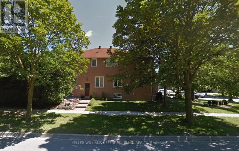 #Lower 132 Old Surrey Lane, Richmond Hill (South Richvale), Ontario, L4C8S6, Richmond Hill (South Richvale), Ontario — photo 1 of 5