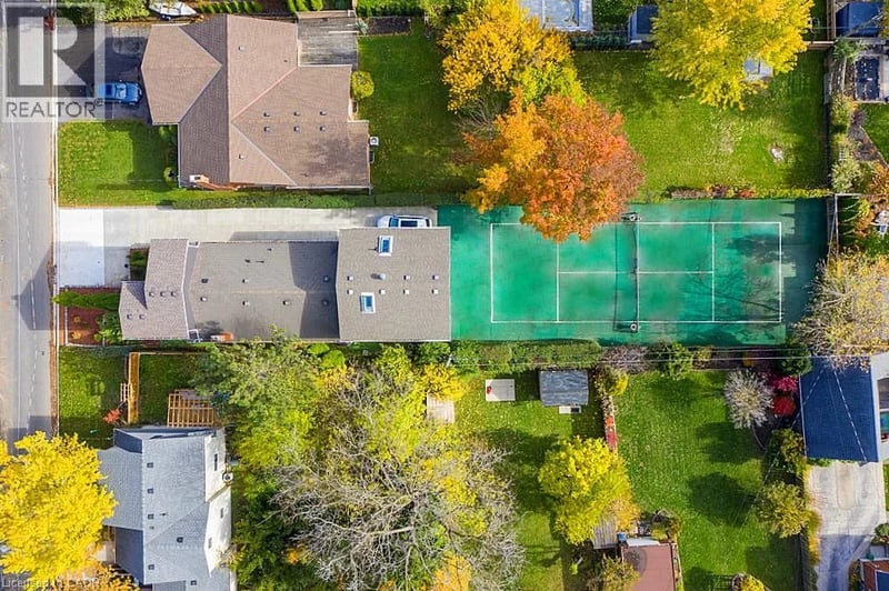 16 FOREST HILL Road, St. Catharines, Ontario, L2R3T7, St. Catharines, Ontario — photo 1 of 5