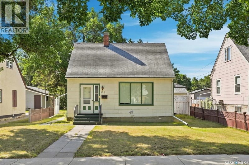 125 111th STREET W, Saskatoon, Saskatchewan, S7N1T1, Saskatoon, Saskatchewan — photo 1 of 5
