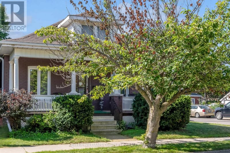 50 Strathcona Avenue, Brantford, Ontario, N3S1T5, Brantford, Ontario — photo 1 of 5