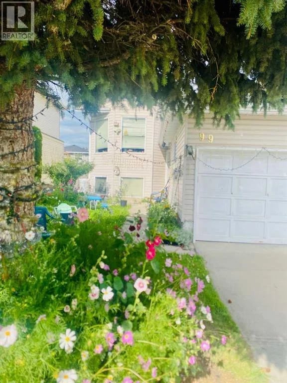 99 Applegrove Crescent Southeast, Calgary, Alberta, T2A7R5, Calgary, Alberta