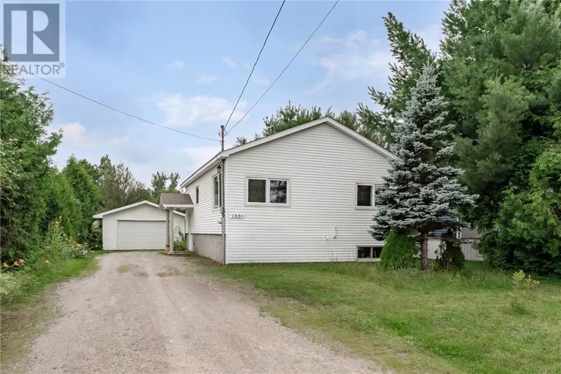1361 Main Street, Val Caron, Ontario, P3N1L4, Val Caron, Ontario — photo 1 of 5