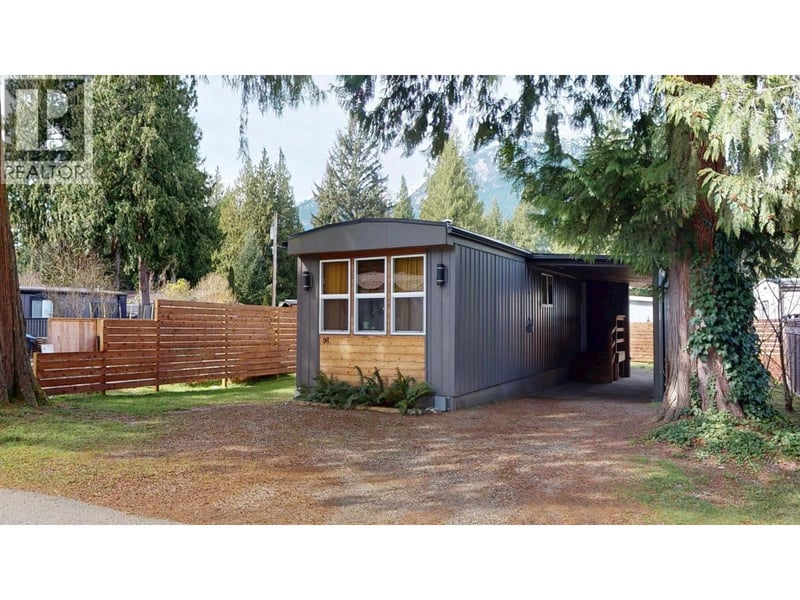 #98 1830 MAMQUAM Road, Squamish, British Columbia, V0N1T0, Squamish, British Columbia — photo 1 of 5