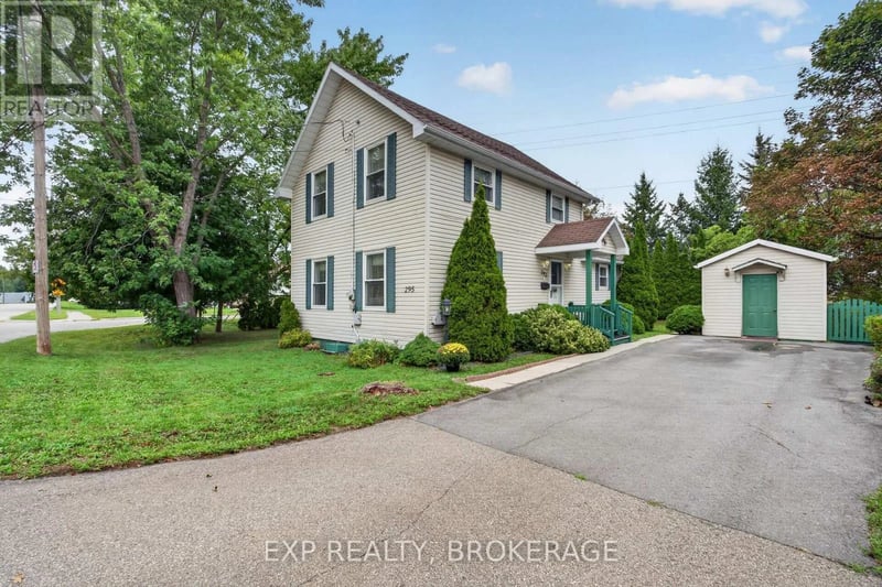 295 VICTORIA Avenue, Gananoque, Ontario, K7G2S3, Gananoque, Ontario — photo 1 of 5