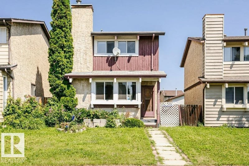 3520 42 AV NW, Edmonton, Alberta, T6L5C8, Edmonton, Alberta — photo 1 of 5
