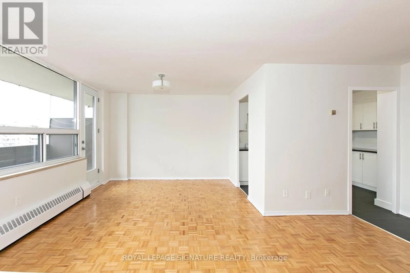 #511 6200 Bathurst Street, Toronto (Westminster-Branson), Ontario, M2R2A3, Toronto (Westminster-Branson), Ontario — photo 1 of 5