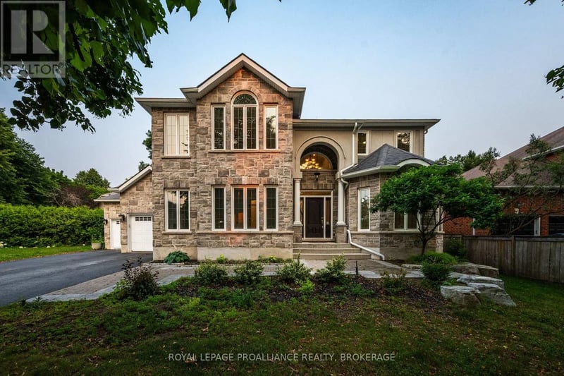 81 Kenwoods Circle, Kingston (Kingston East (Incl Barret Crt)), Ontario, K7K6Y2, Kingston (Kingston East (Incl Barret Crt)), Ontario — photo 1 of 5
