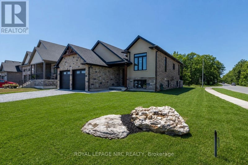 270 Lancaster Drive, Port Colborne (Sugarloaf), Ontario, L2V5P3, Port Colborne (Sugarloaf), Ontario — photo 1 of 5