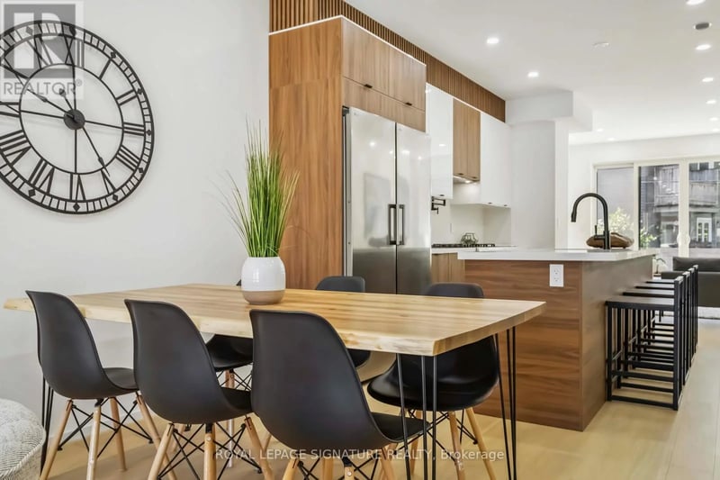 43A Cummings Street, Toronto (South Riverdale), Ontario, M4M1M9, Toronto (South Riverdale), Ontario — photo 1 of 5