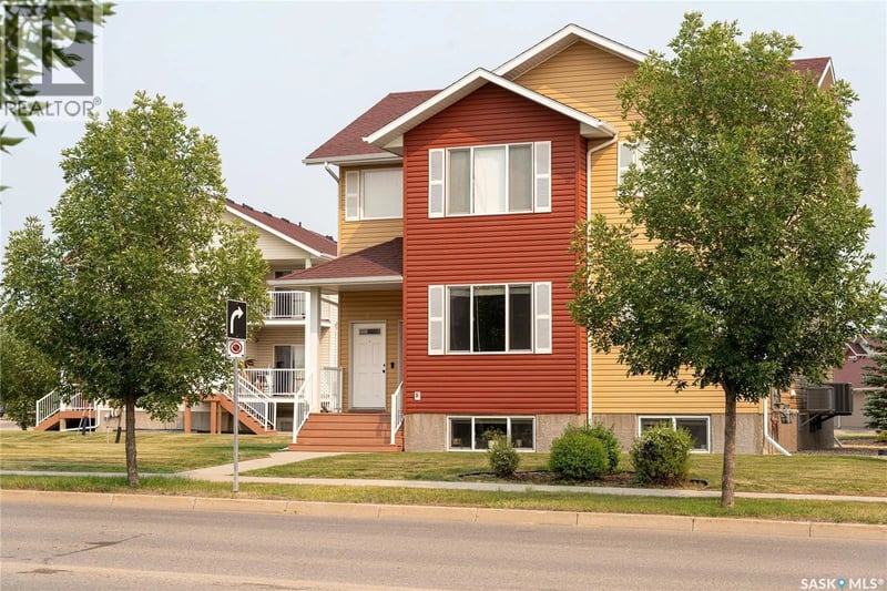 8 5004 JAMES HILL ROAD, Regina, Saskatchewan, S4W0B8, Regina, Saskatchewan — photo 1 of 5