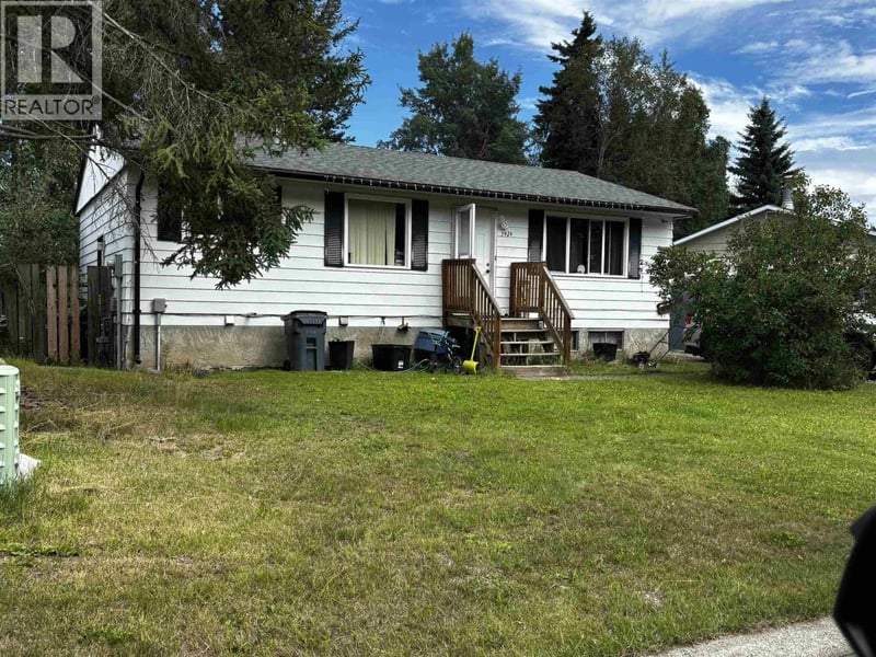 7924 LOYOLA Crescent, Prince George, British Columbia, V2N3V4, Prince George, British Columbia