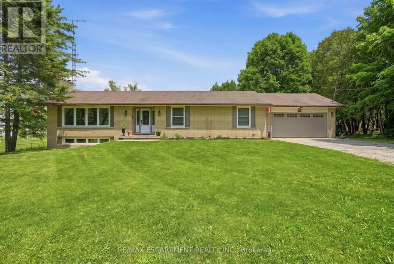 318 Freelton Road, Hamilton (Freelton), Ontario, N0B2J0, Hamilton (Freelton), Ontario — photo 1 of 5