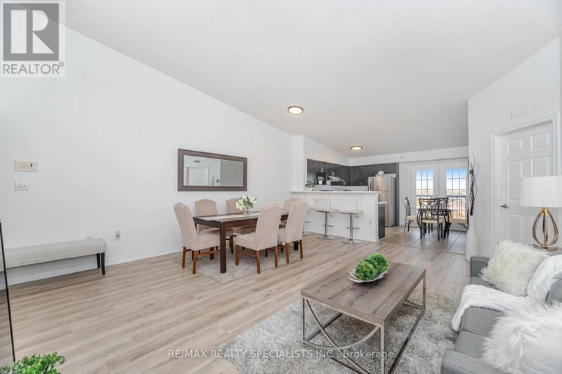 #412 1350 Main Street East, Milton (DE Dempsey), Ontario, L9T0R3, Milton (DE Dempsey), Ontario — photo 1 of 5