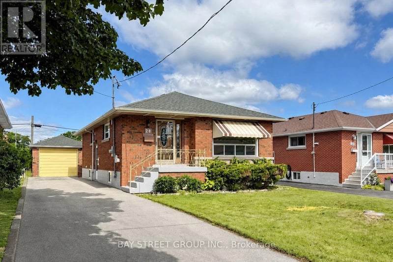 28 Warren Avenue, Hamilton (Balfour), Ontario, L9A3C6, Hamilton (Balfour), Ontario — photo 1 of 5