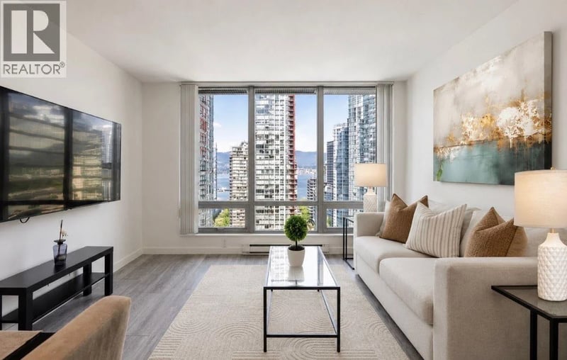 #1803 1200 GEORGIA Street, Vancouver, British Columbia, V6E4E6, Vancouver, British Columbia — photo 1 of 5