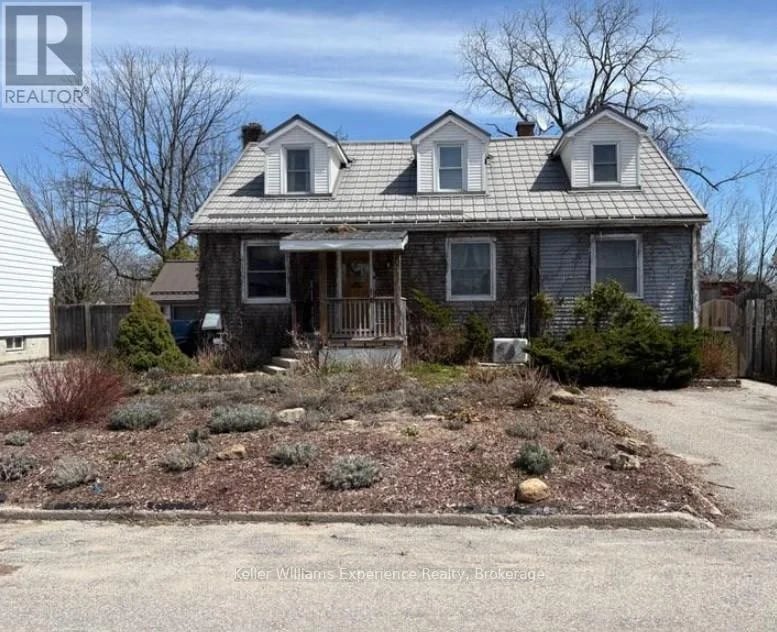65 Drury Lane, Barrie (Wellington), Ontario, L4M3C9, Barrie (Wellington), Ontario — photo 1 of 5
