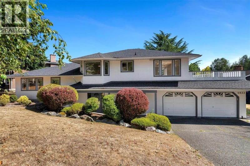 4833 Maplegrove Street, Saanich, British Columbia, V8Y3B9, Saanich, British Columbia — photo 1 of 5