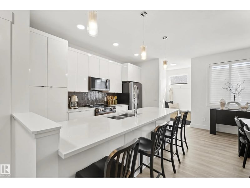 175 KINGLET BV NW, Edmonton, Alberta, T5S0S6, Edmonton, Alberta — photo 1 of 5