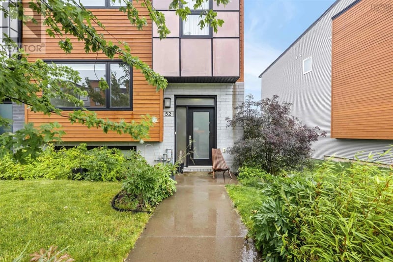 52 Eliza Ritchie Crescent, Rockingham, Nova Scotia, B3M0K5, Rockingham, Nova Scotia — photo 1 of 5