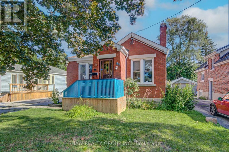 97 Francis Street, Cambridge, Ontario, N1S1Z9, Cambridge, Ontario — photo 1 of 5