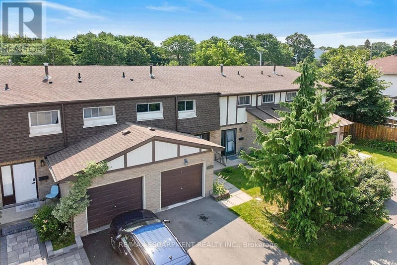 #24 300 REXFORD Drive, Hamilton (Randall), Ontario, L8W1P5, Hamilton (Randall), Ontario — photo 1 of 5