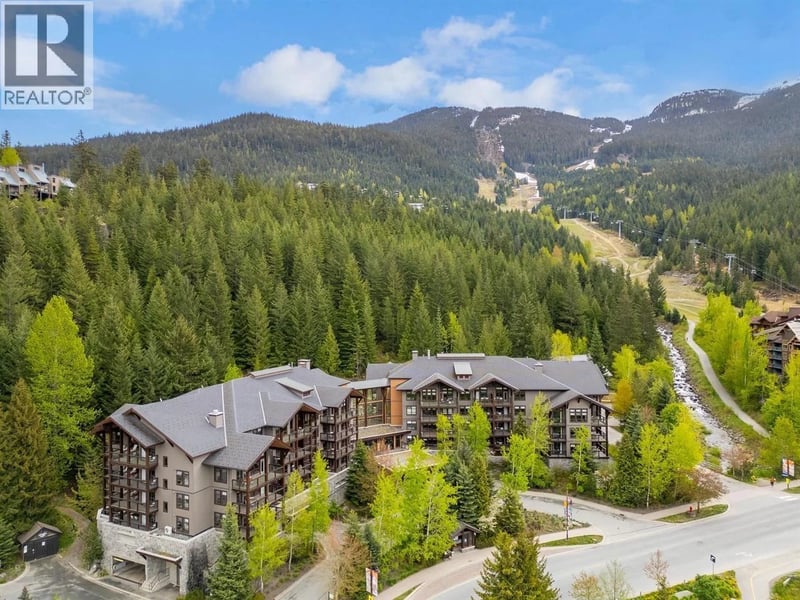 #103B 2020 LONDON Lane, Whistler, British Columbia, V0N1B2, Whistler, British Columbia — photo 1 of 5
