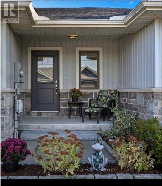 5 Mavis Way, Belleville (Belleville Ward), Ontario, K8P0G2, Belleville (Belleville Ward), Ontario — photo 1 of 5