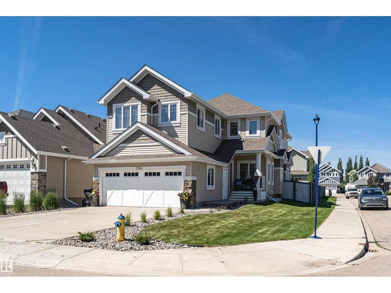 2304 89 ST SW, Edmonton, Alberta, T6X0R9, Edmonton, Alberta — photo 1 of 5