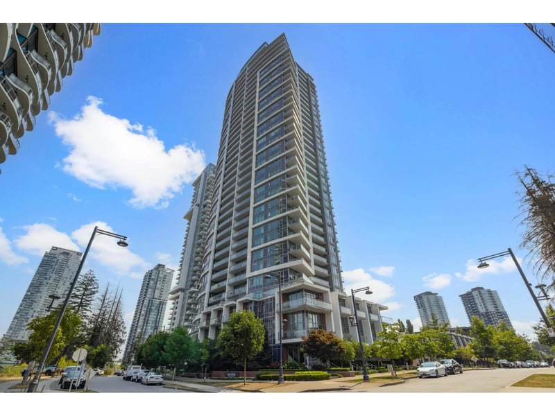 #1201 13308 CENTRAL Avenue, Surrey, British Columbia, V3T0M4, Surrey, British Columbia — photo 1 of 5