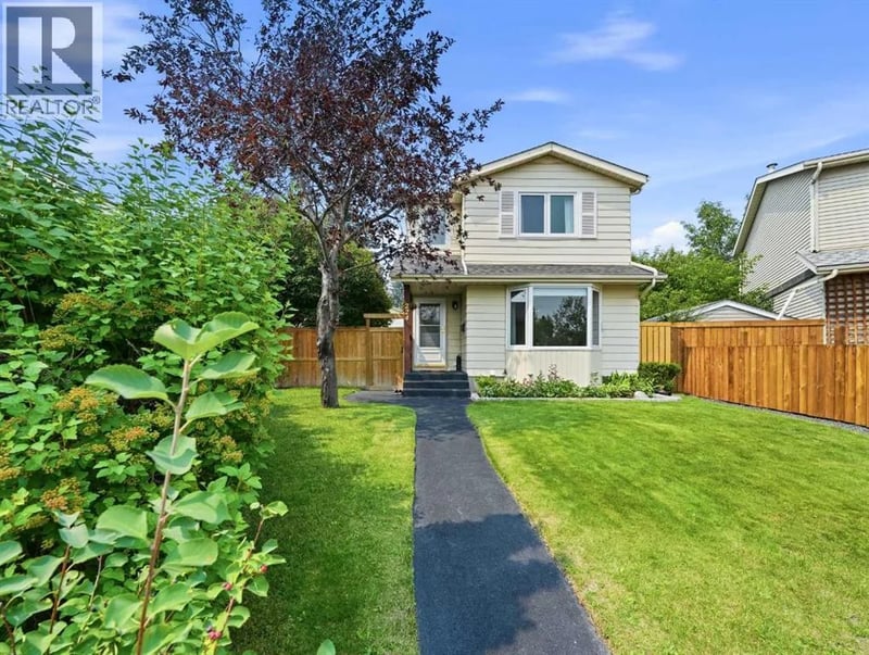 224 Erin Dale Place Southeast, Calgary, Alberta, T2B2R7, Calgary, Alberta — photo 1 of 5