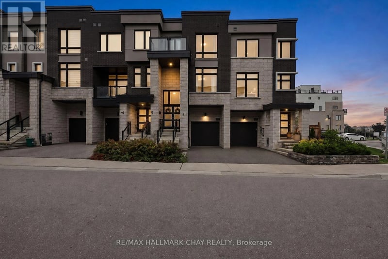 2526 Castlegate Crossing, Pickering (Duffin Heights), Ontario, L1X0H6, Pickering (Duffin Heights), Ontario — photo 1 of 5