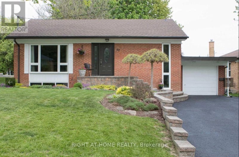 89 Monkswood Crescent, Newmarket (Central Newmarket), Ontario, L3Y2J9, Newmarket (Central Newmarket), Ontario — photo 1 of 5