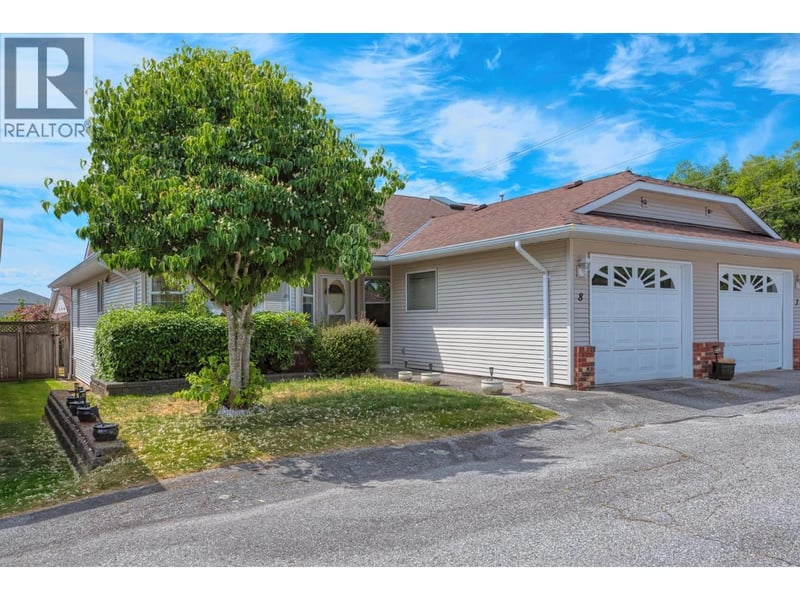 #8 820 KIWANIS Way, Gibsons, British Columbia, V0N1V9, Gibsons, British Columbia — photo 1 of 5