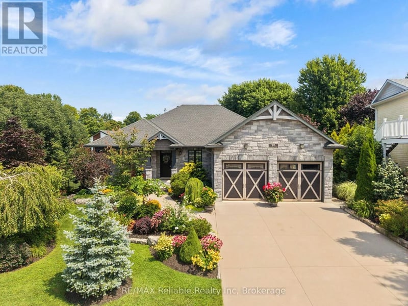 15 Harbour Court, Bluewater (Bayfield), Ontario, N0M1G0, Bluewater (Bayfield), Ontario — photo 1 of 5