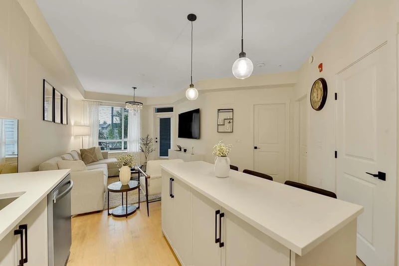 #202 7506 199A Street, Langley, British Columbia, V4N3L5, Langley, British Columbia — photo 1 of 5