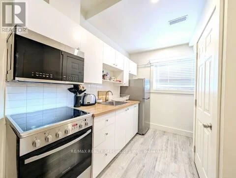 #Apt 1 1064 Barton Street, Hamilton (Crown Point), Ontario, L8L3E5, Hamilton (Crown Point), Ontario — photo 1 of 5
