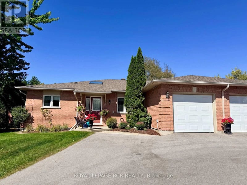 #1 28 Reddington Drive, Caledon, Ontario, L7E0E4, Caledon, Ontario — photo 1 of 5