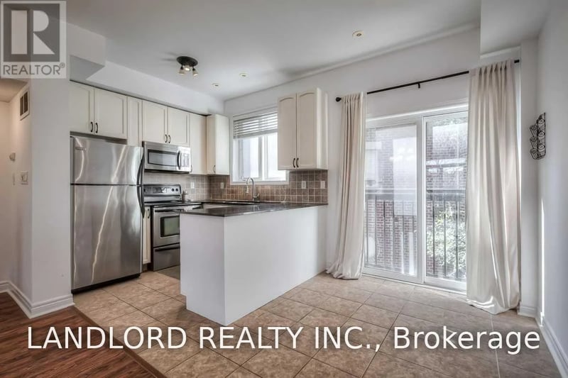 72 River Street, Toronto (Regent Park), Ontario, M5A3N9, Toronto (Regent Park), Ontario — photo 1 of 5