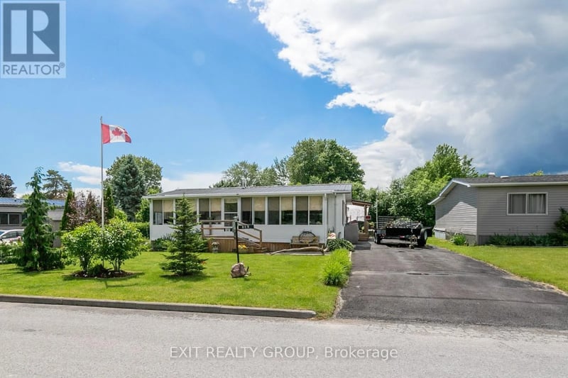 107 Eastview Boulevard, Quinte West (Sidney Ward), Ontario, K8N4Z3, Quinte West (Sidney Ward), Ontario — photo 1 of 5