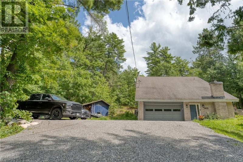 1822 Regional Road 10, Whitefish, Ontario, P0M3E0, Whitefish, Ontario — photo 1 of 5